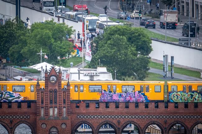 Poster A0 Berlin U-Bahn - BUZZ EBBE BOKS...
